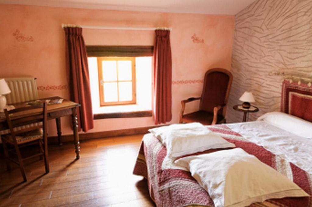 Chambres D'Hotes Chez Josette Et Didier Germond-Rouvre Pokój zdjęcie